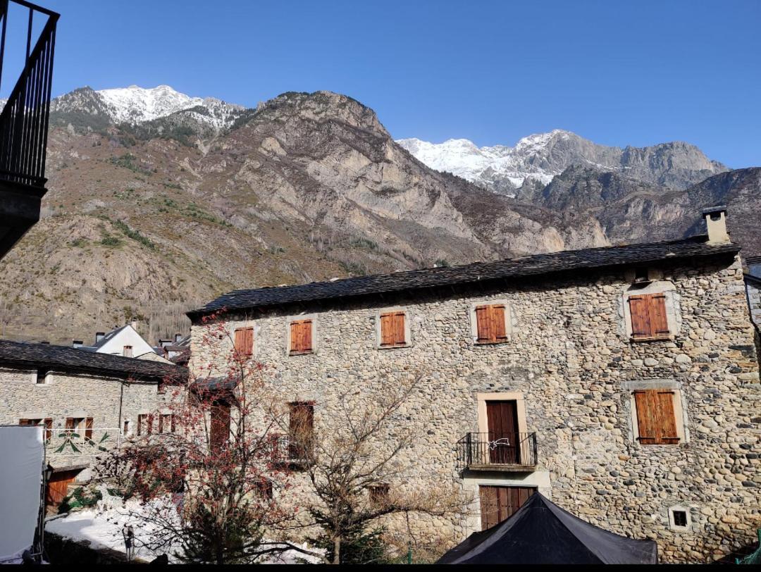 Check-In Casas Labert Διαμέρισμα Benasque Εξωτερικό φωτογραφία